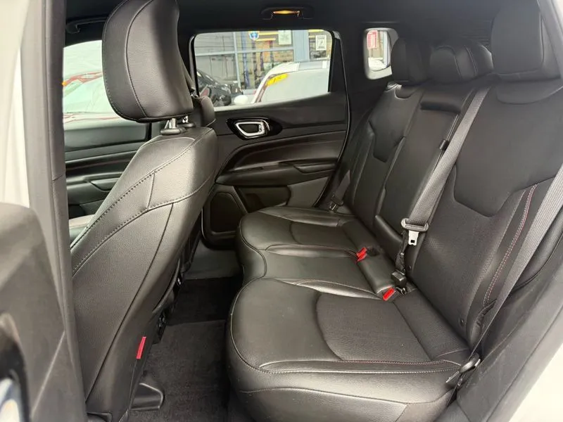2025 Jeep Compass Trailhawk - Photo 41