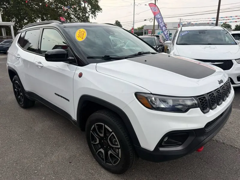 2025 Jeep Compass Trailhawk - Photo 6
