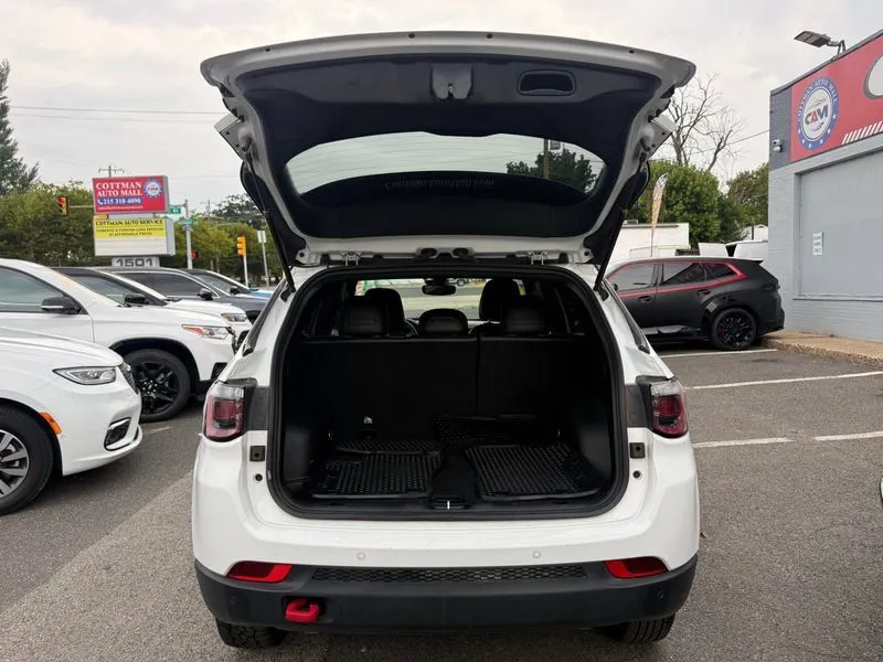 2025 Jeep Compass Trailhawk - Photo 16
