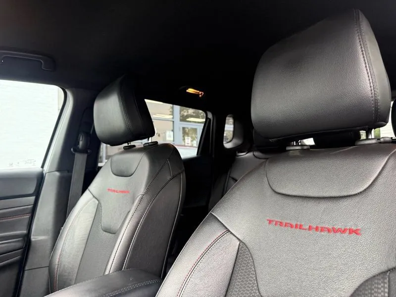2025 Jeep Compass Trailhawk - Photo 23