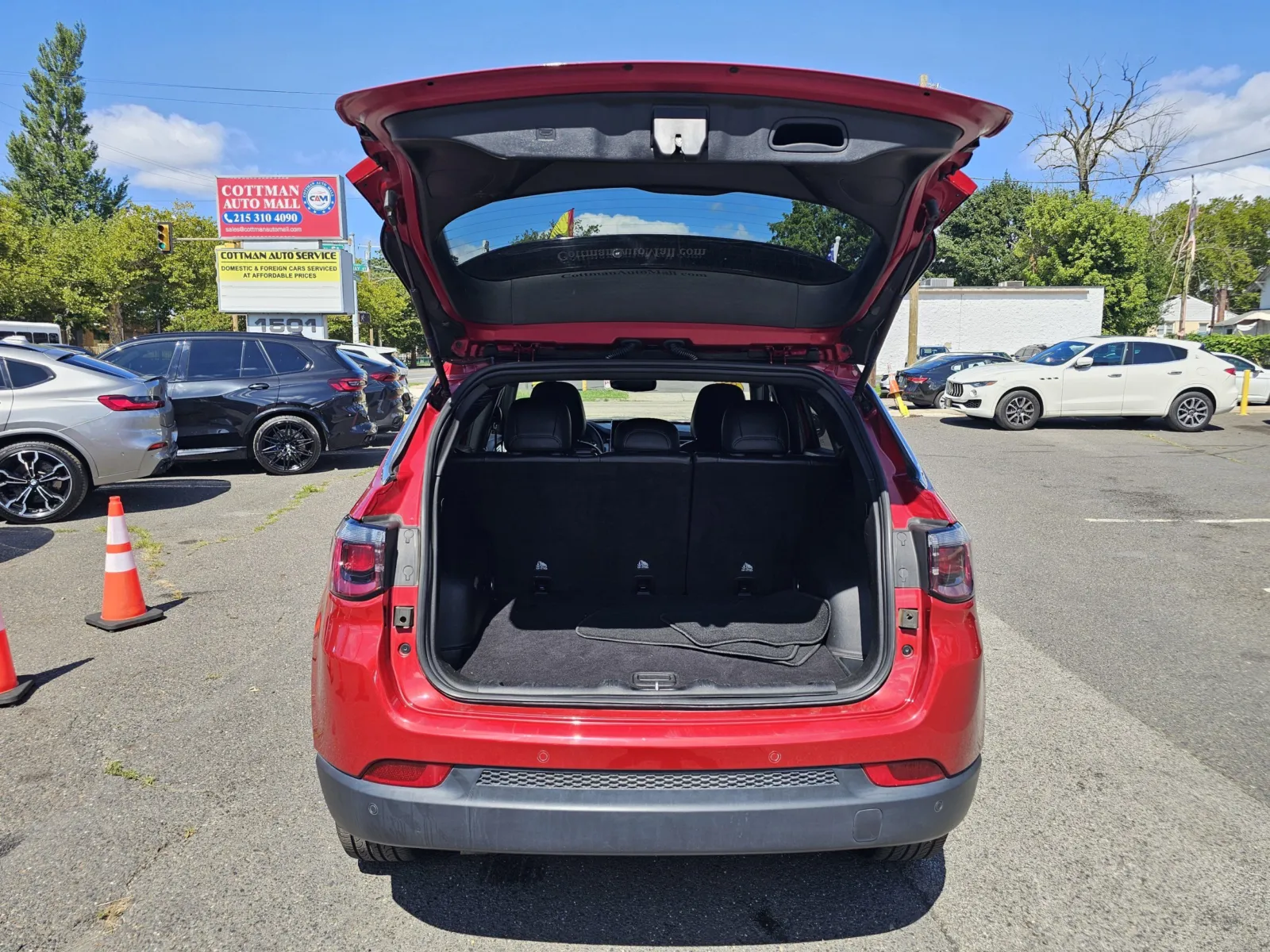 2025 Jeep Compass Limited - Photo 9