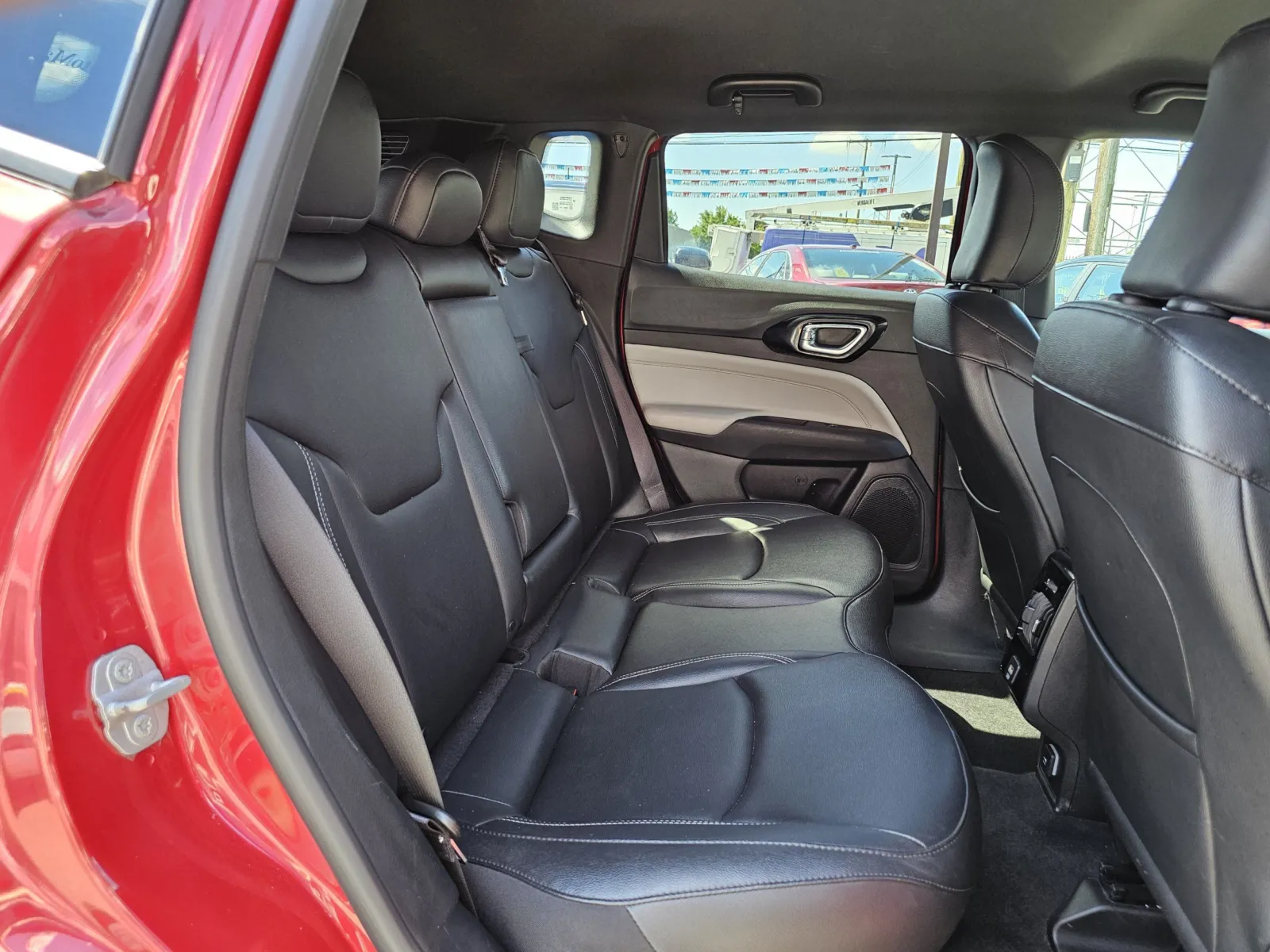 2025 Jeep Compass Limited - Photo 24