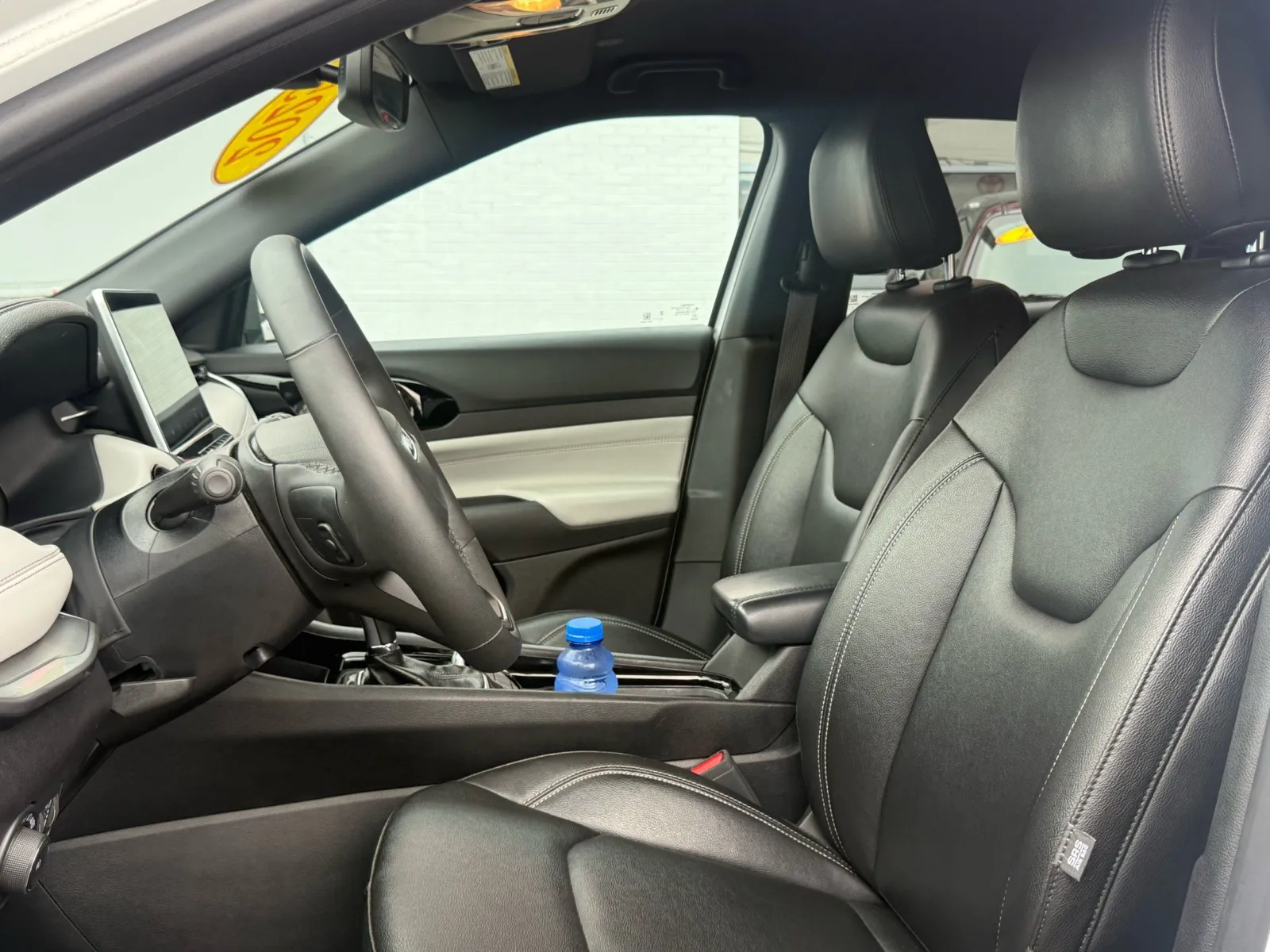 2025 Jeep Compass Limited - Photo 17