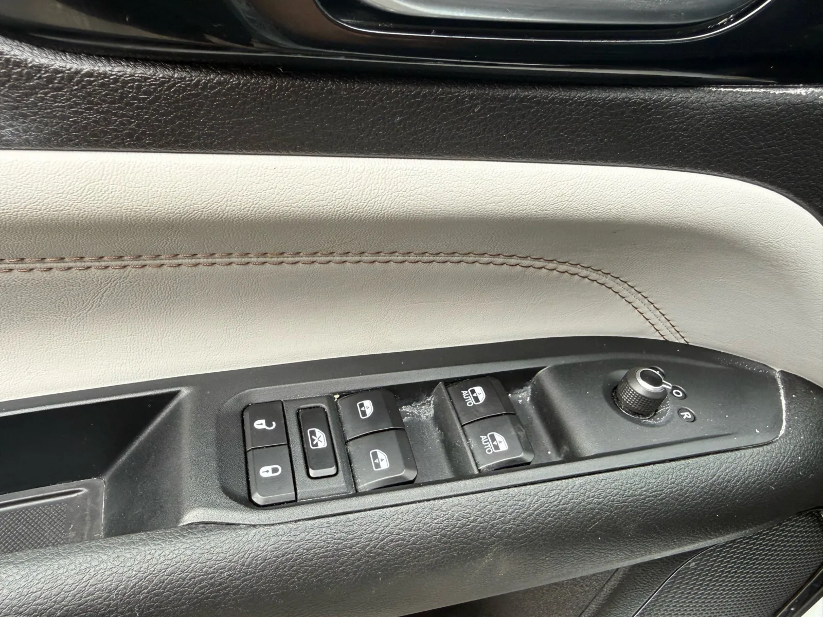 2025 Jeep Compass Limited - Photo 18
