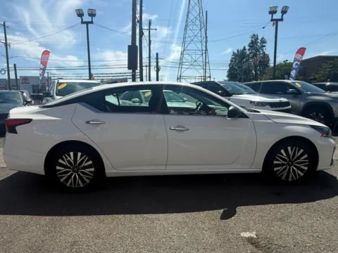 More photos of 2025 Nissan Altima SV FWD at Cottman Auto Mall, PA