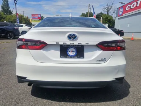 More photos of 2022 Toyota Camry Hybrid LE at Cottman Auto Mall, PA