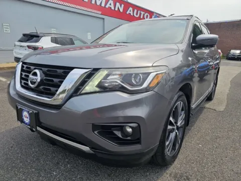 Gray 2017 Nissan Pathfinder Platinum for sale in Philadelphia, PA