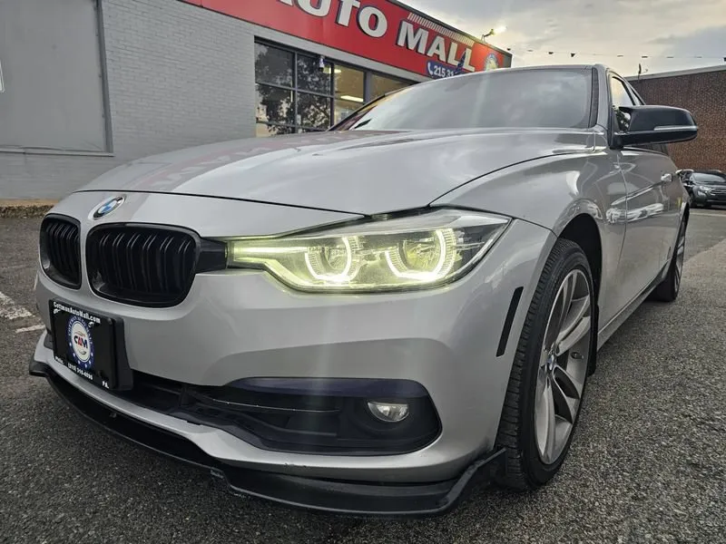 Silver 2018 BMW 3 Series 330i xDrive for sale in Philadelphia, PA