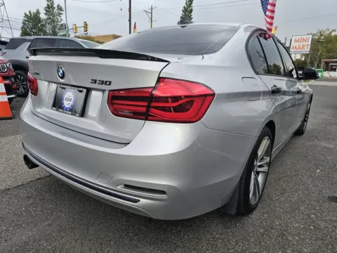 More photos of 2018 BMW 3 Series 330i xDrive at Cottman Auto Mall, PA