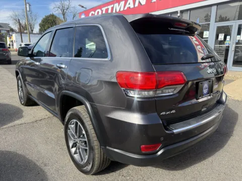 Another view of 2018 Jeep Grand Cherokee Limited 4x4 for sale in Philadelphia, PA at Cottman Auto Mall