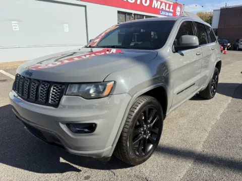 Gray 2022 Jeep Grand Cherokee WK Laredo X 4x4 for sale in Philadelphia, PA