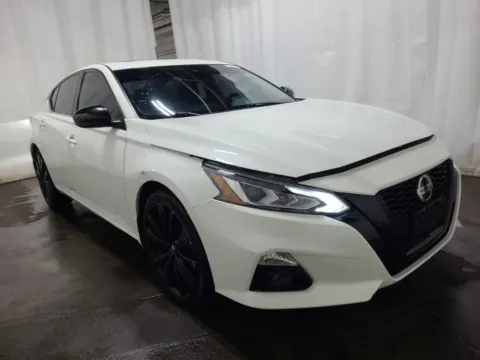 Another view of 2022 Nissan Altima 2.5 SR for sale in Philadelphia, PA at Cottman Auto Mall