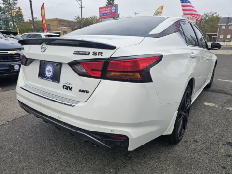 More photos of 2022 Nissan Altima 2.5 SR at Cottman Auto Mall, PA