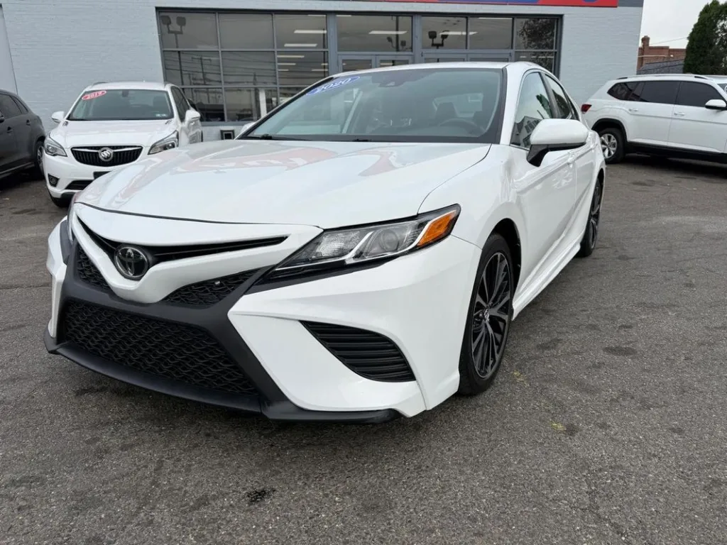 2020 Toyota Camry SE for sale in Philadelphia, PA