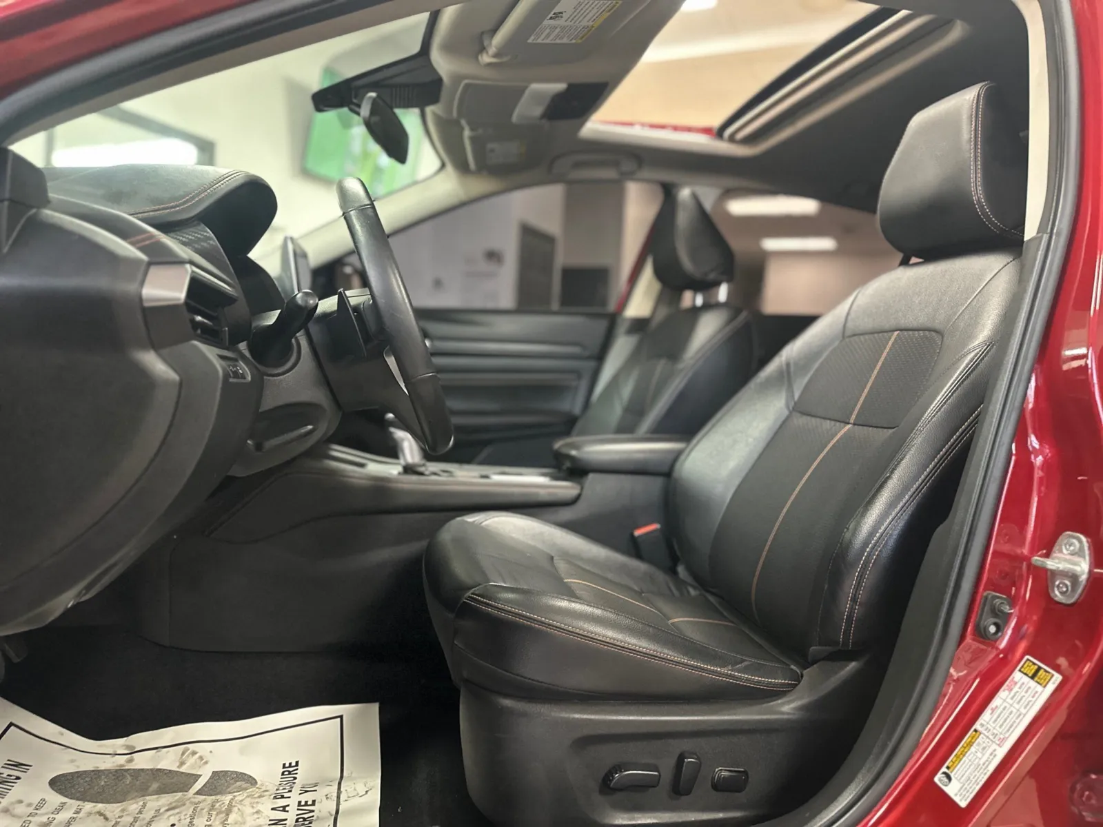 2021 Nissan Altima 2.5 SR photo 17