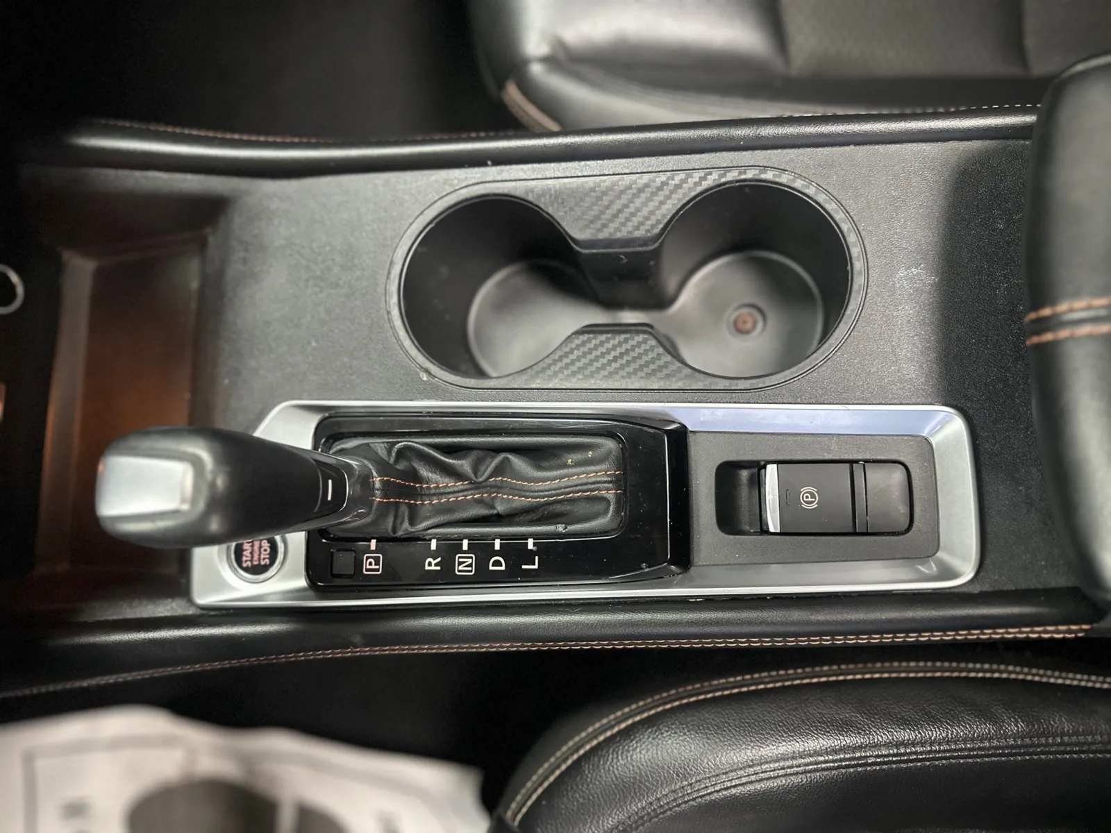 2021 Nissan Altima 2.5 SR photo 6