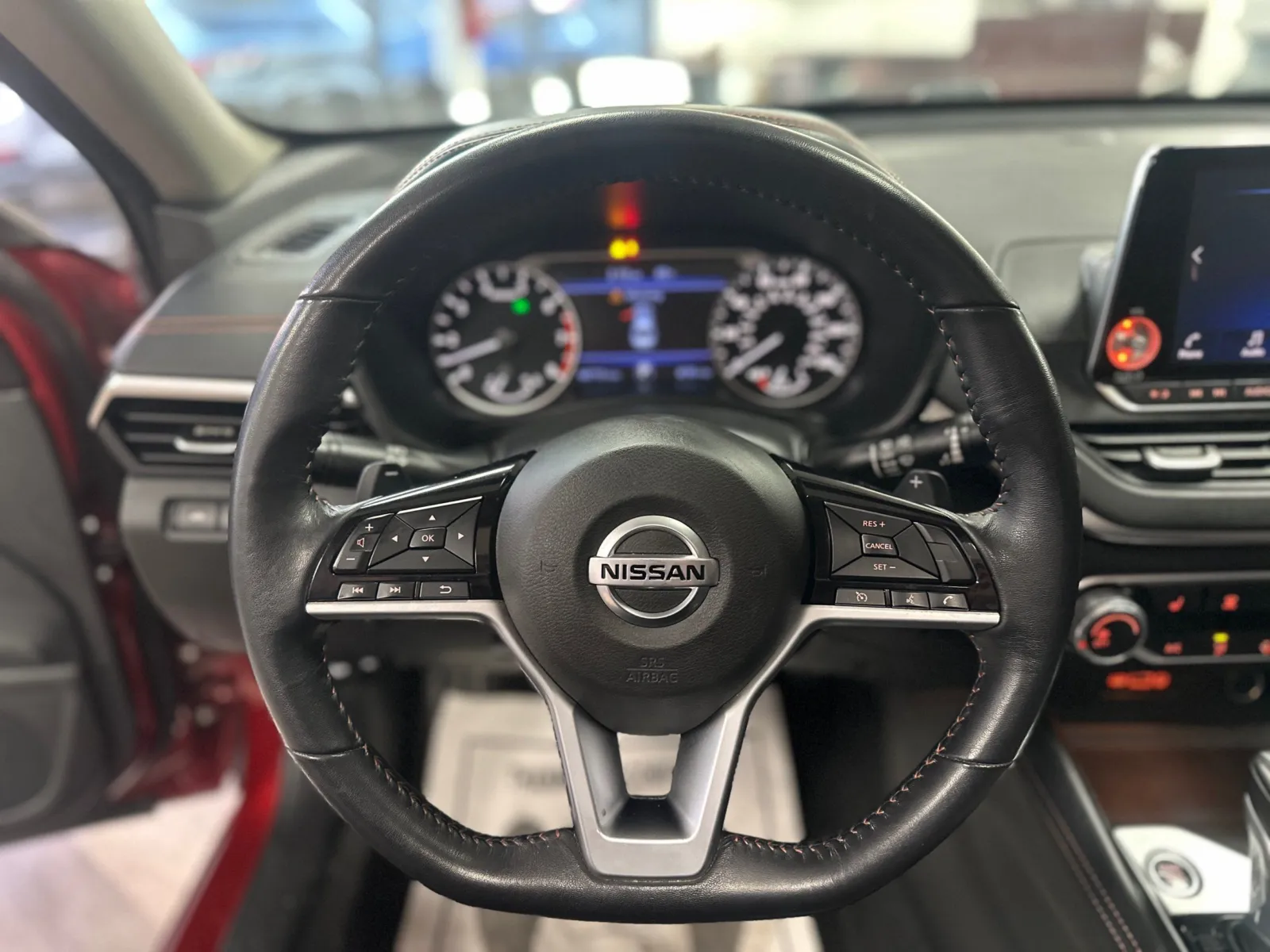 2021 Nissan Altima 2.5 SR photo 12