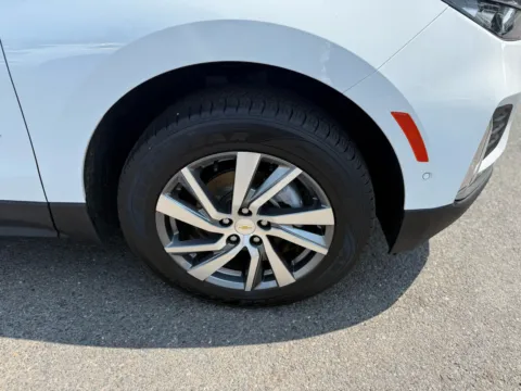 More photos of 2022 Chevrolet Equinox Premier at Cottman Auto Mall, PA