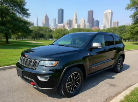 Black 2021 Jeep Grand Cherokee Trailhawk for sale in Philadelphia, PA