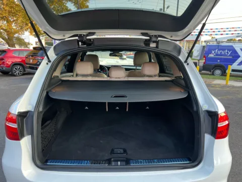 More photos of 2018 Mercedes-Benz GLC 300 4MATIC at Cottman Auto Mall, PA