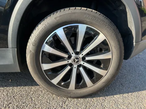 More photos of 2021 Mercedes-Benz GLA 250 at Cottman Auto Mall, PA