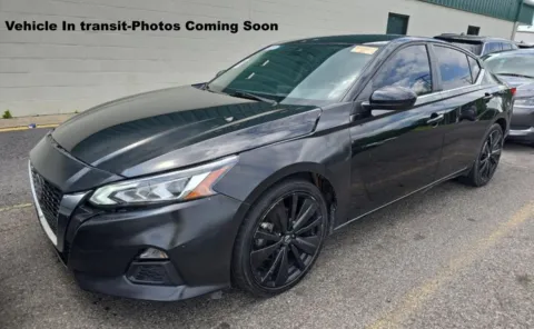 Black 2021 Nissan Altima 2.5 SR for sale in Philadelphia, PA