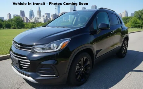 Black 2018 Chevrolet Trax LT for sale in Philadelphia, PA