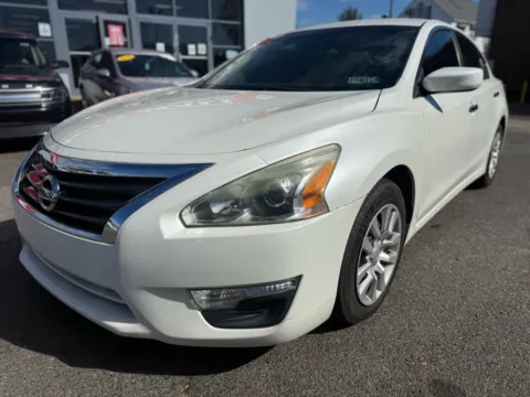 White 2014 Nissan Altima 2.5 S for sale in Philadelphia, PA