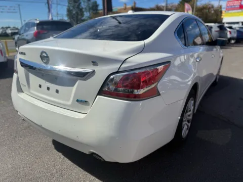 More photos of 2014 Nissan Altima 2.5 S at Cottman Auto Mall, PA