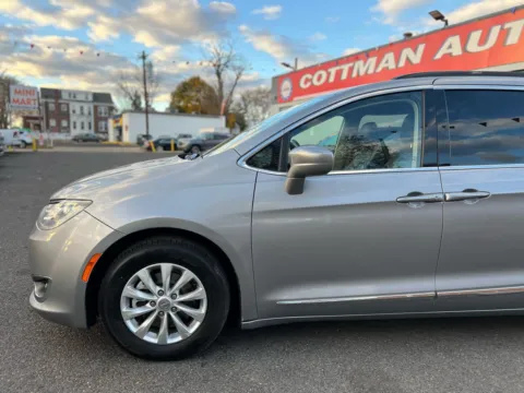 Photos of 2017 Chrysler Pacifica Touring-L for sale in Philadelphia, PA at Cottman Auto Mall