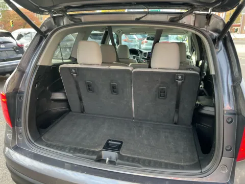 More photos of 2016 Honda Pilot EX-L at Cottman Auto Mall, PA