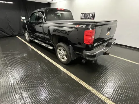 More photos of 2016 Chevrolet Silverado 2500HD LT at Hobart Auto Sales, IN