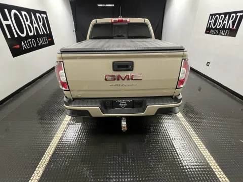 More photos of 2022 GMC Canyon 4WD Elevation at Hobart Auto Sales, IN