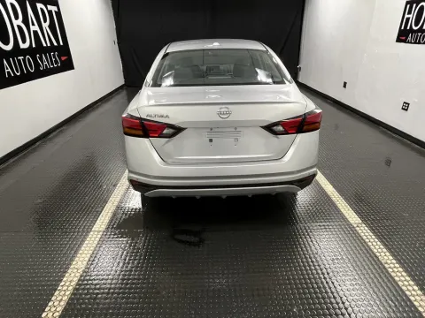 More photos of 2024 Nissan Altima 2.5 SV at Hobart Auto Sales, IN