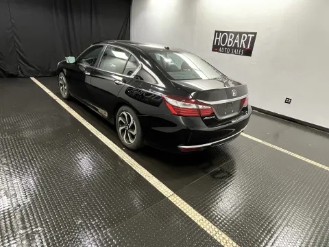 More photos of 2016 Honda Accord Sedan EX-L at Hobart Auto Sales, IN