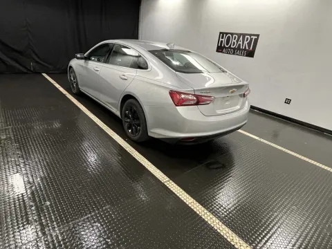 More photos of 2019 Chevrolet Malibu LT at Hobart Auto Sales, IN