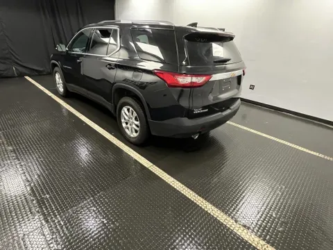 More photos of 2018 Chevrolet Traverse LT Cloth at Hobart Auto Sales, IN