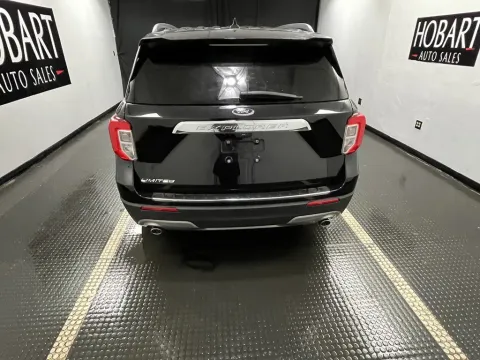 More photos of 2023 Ford Explorer Limited at Hobart Auto Sales, IN
