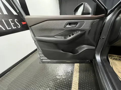 More photos of 2023 Nissan Rogue SV at Hobart Auto Sales, IN