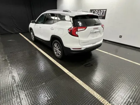 More photos of 2023 GMC Terrain SLT at Hobart Auto Sales, IN