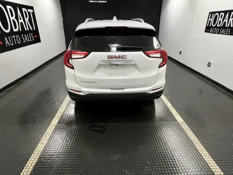 More photos of 2023 GMC Terrain SLT at Hobart Auto Sales, IN