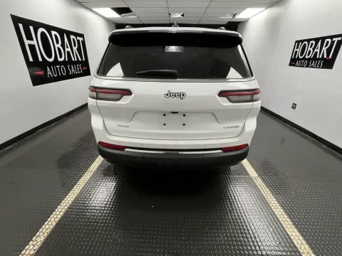 More photos of 2023 Jeep Grand Cherokee L at Hobart Auto Sales, IN