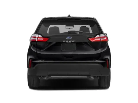 More photos of 2022 Ford Edge SE at Hobart Auto Sales, IN