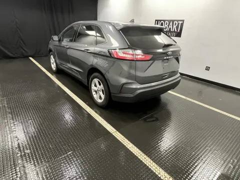 More photos of 2022 Ford Edge SE at Hobart Auto Sales, IN