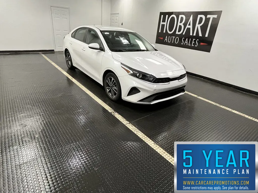 White 2022 Kia Forte LXS for sale in Hobart, IN