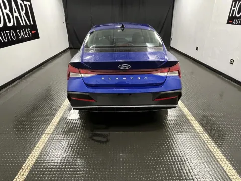More photos of 2024 Hyundai Elantra SE at Hobart Auto Sales, IN