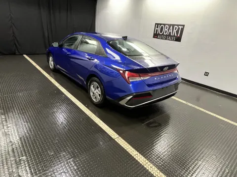 More photos of 2024 Hyundai Elantra SE at Hobart Auto Sales, IN