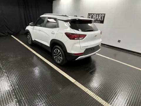 More photos of 2025 Chevrolet Trailblazer LT at Hobart Auto Sales, IN