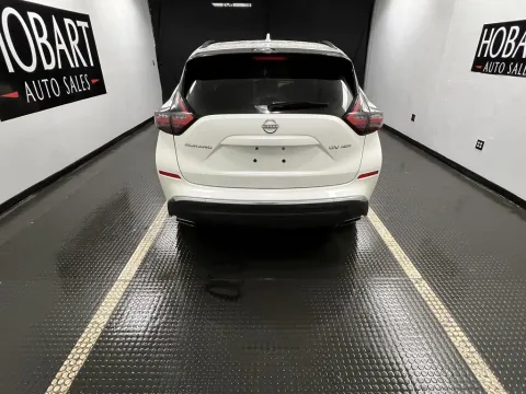 More photos of 2023 Nissan Murano SV at Hobart Auto Sales, IN