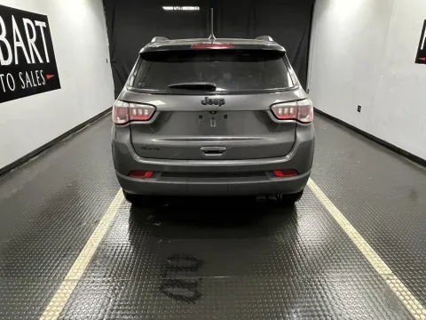 More photos of 2019 Jeep Compass Altitude at Hobart Auto Sales, IN